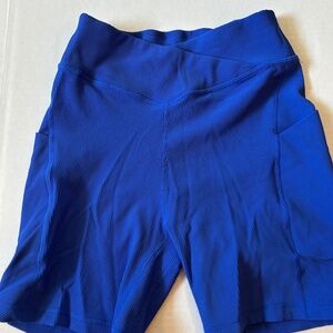 SUUKSESS Women Cross Workout Shorts with Pockets gym shorts, size